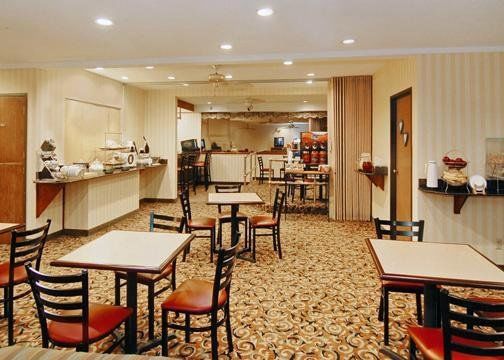 Quality Suites Altavista - Lynchburg South Ресторан фото