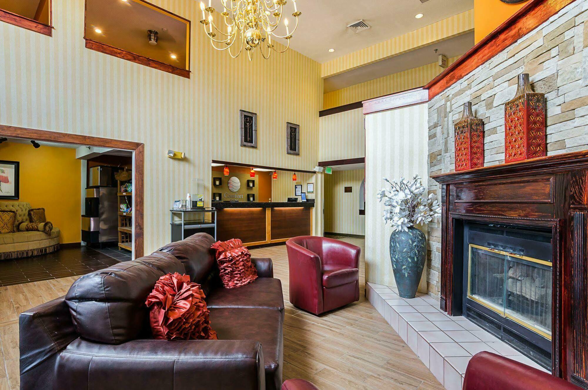 Quality Suites Altavista - Lynchburg South Екстер'єр фото